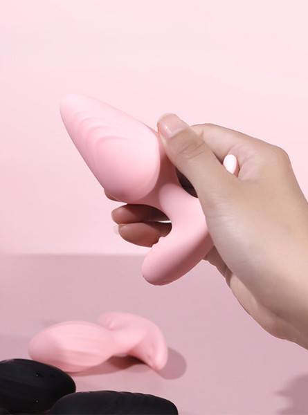 Pink wearable anal plug with wireless remote control