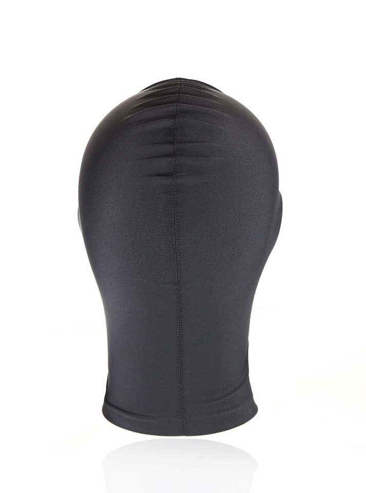 Luxurious sensory hood with adjustable features for the perfect fit.