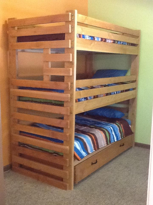 Tricks for making the top bed in a bunk bed