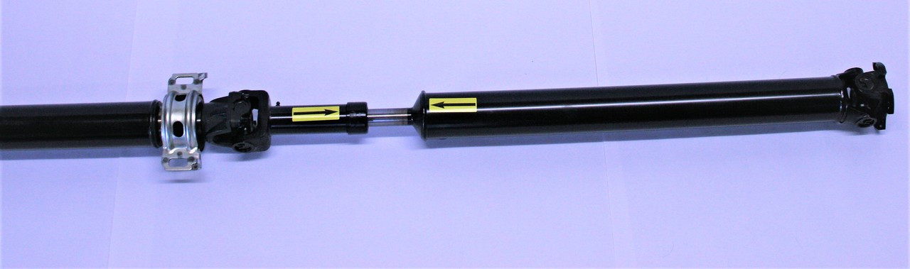 2005-2015 TOYOTA TUNDRA 4X4 REAR TWO PIECE DRIVESHAFT - 371000433000