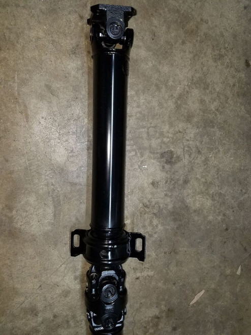 2000-2004 Toyota Tundra Rear Two Piece Driveshaft