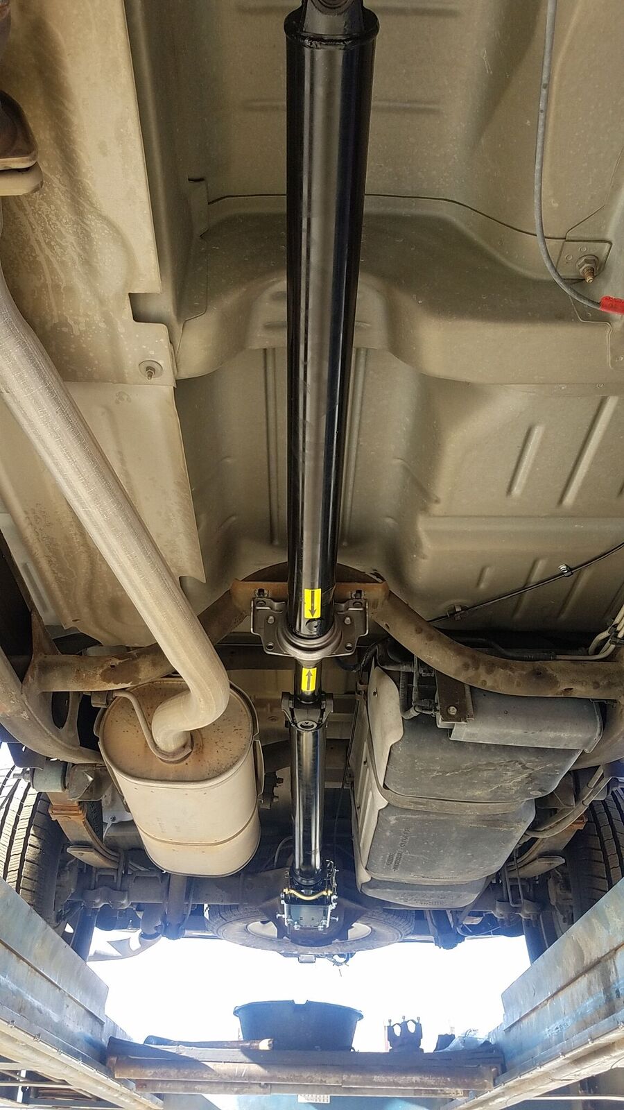 How to disconnect drive shaft