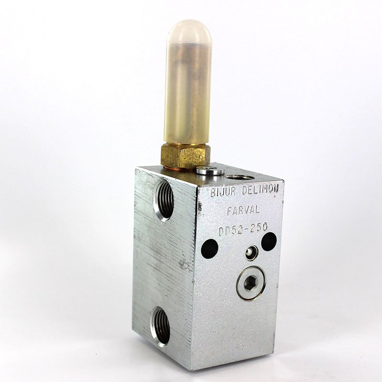 Bijur Delimon Dd52250 Dual Line Divider Valve Two Outlet Basic Valve Without Connectors
