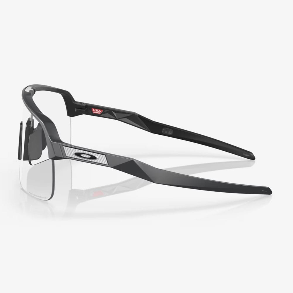 OAKLEY Sutro Lite Matte Carbon Frame/Clear To Black Iridium