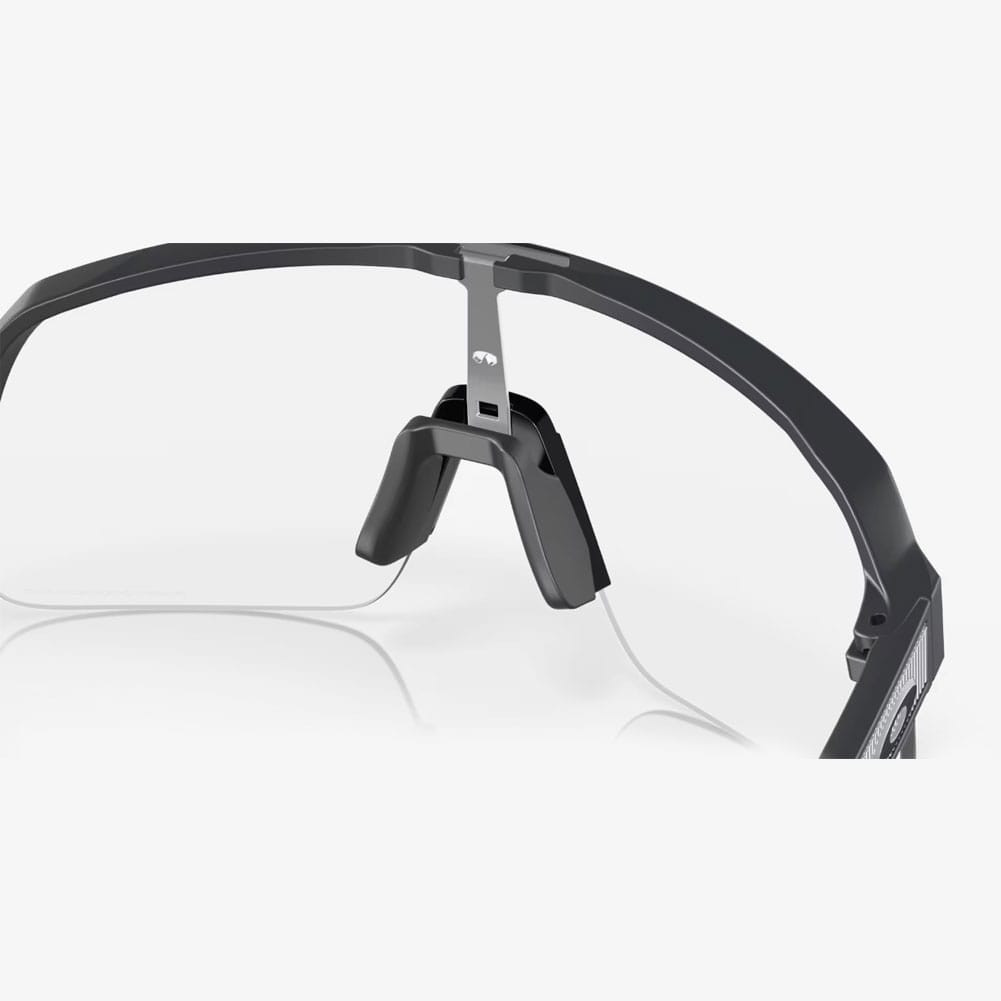 OAKLEY Sutro Lite Matte Carbon Frame/Clear To Black Iridium