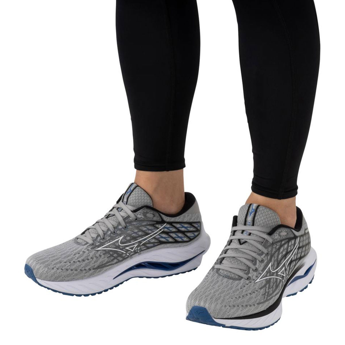 MIZUNO Men's Wave Inspire 20 2E Running Shoes - Free Shipping