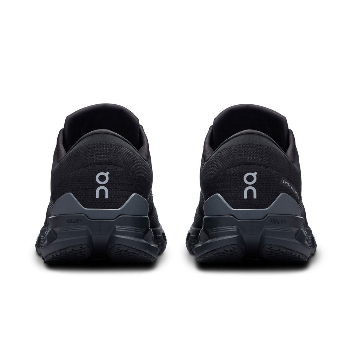 ON FOOTWEAR Men
