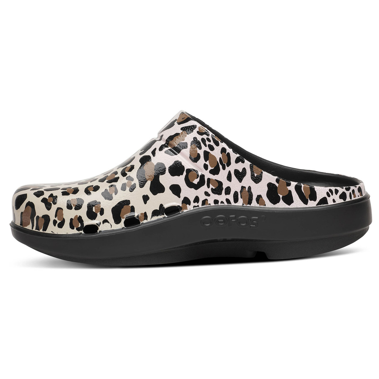 【新品未使用】OOFOS OOcloog Limited Leopard 8 OOFOS Women's OOcloog Limited Leopard Recovery Clogs - Free Shipping