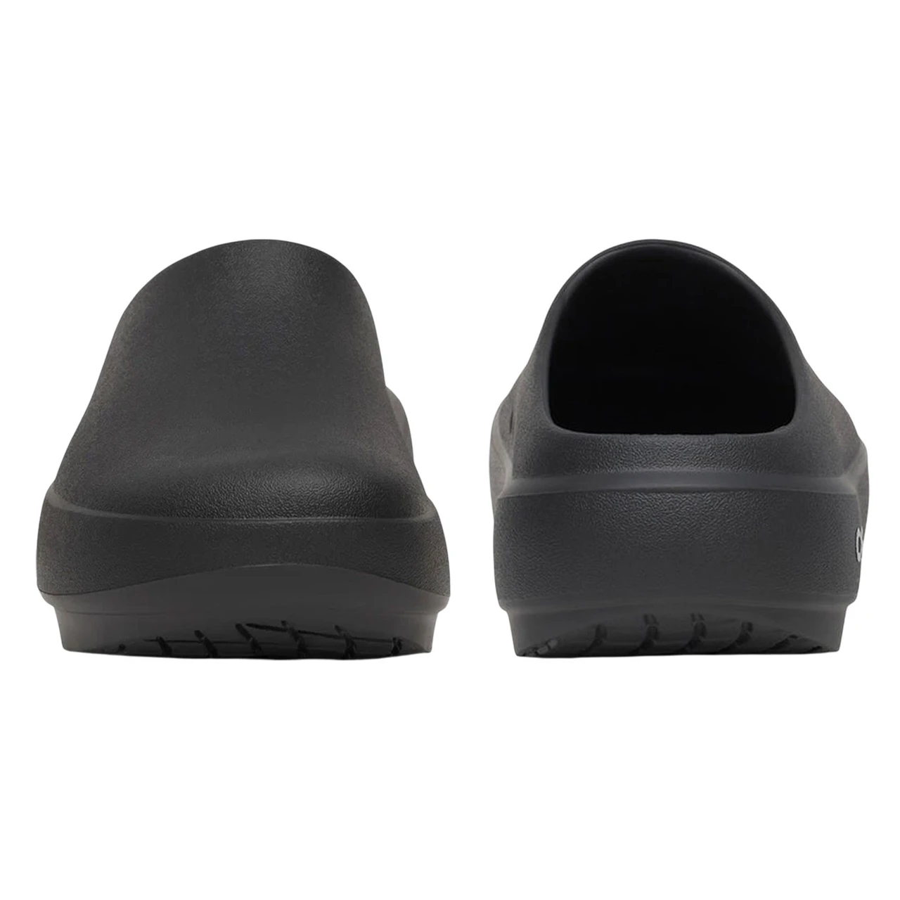 OOFOS Unisex Cloog Plus Clogs - Free Shipping
