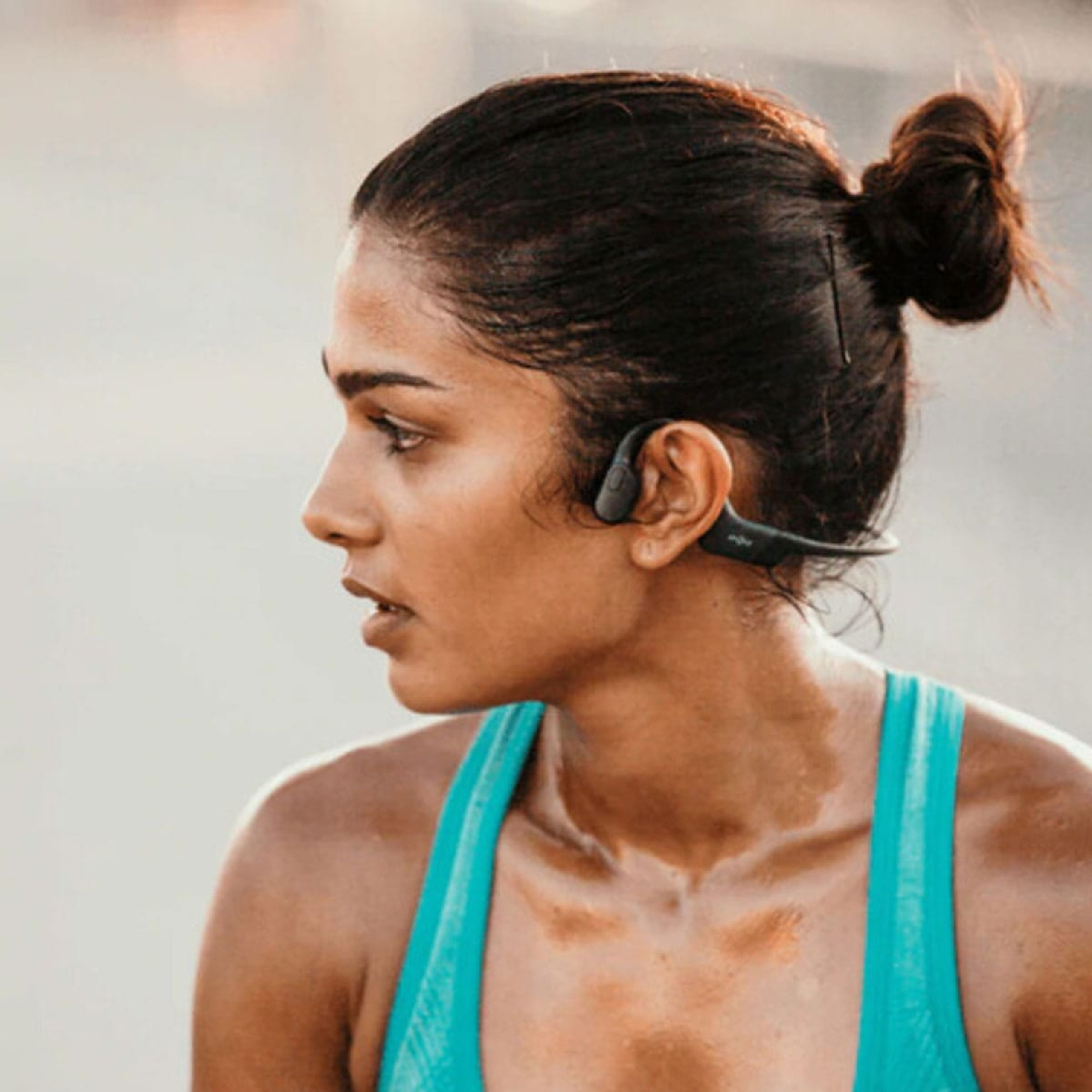 SHOKZ OpenRun Mini ブラック S803MN Shokz S803MNBL OpenRun Mini Bone Conduction Open-Ear