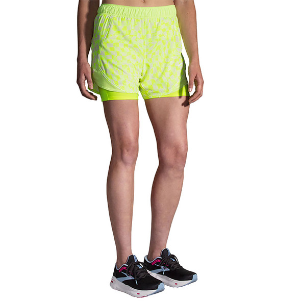 BROOKS Women's Chaser 5in 2-in-1 Shorts