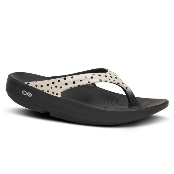 OOFOS Women's OOlala Limited Thong Pebble Recovery Sandals
