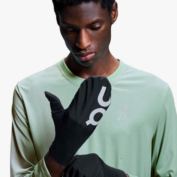ON FOOTWEAR Unisex Core Black Gloves