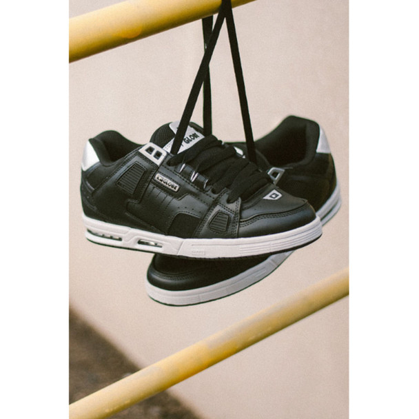 Black/Silver