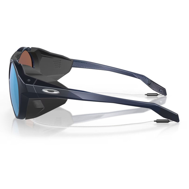 OAKLEY Clifden Sunglasses w/ Matte Translucent Blue Frame and  Prizm Deep Water Polarized Lens (OO9440-0556)