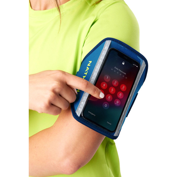NATHAN SPORTS Super 5K Deep Blue/Safety Yellow OSFM Smartphone Armband (NS4923-60270-OSFM)