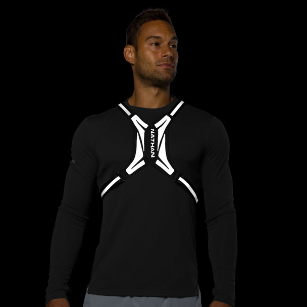 NATHAN SPORTS Hypernight Reflective Lite Black OSFM Vest (NS60320-00001-OSFM)