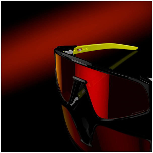 OAKLEY Latch Panel Black Ink Frame/Prizm Ruby Lenses Sunglasses (OO9404-1035)