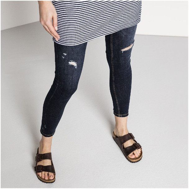 BIRKENSTOCK Arizona Soft Footbed Oiled Sandals