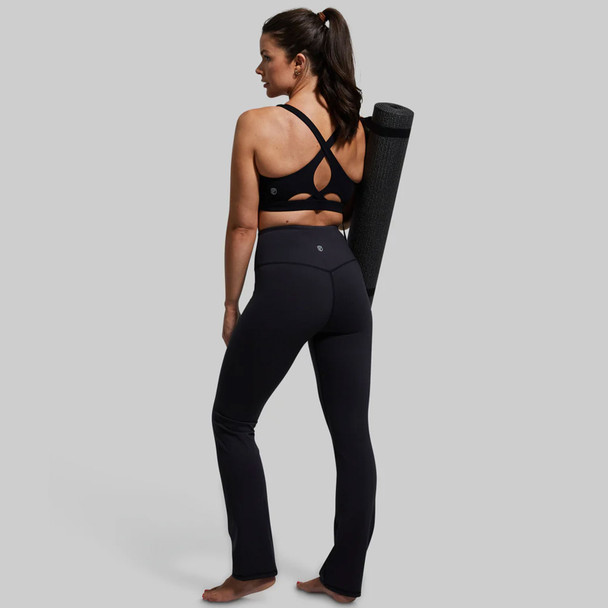 BORN PRIMITIVE Women's Straight Leg Yoga Pant