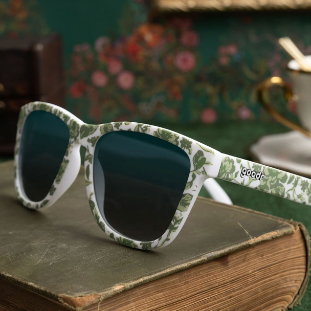 GOODR Fancy a Finger Sandwich? Sunglasses (G00825-OG-01)