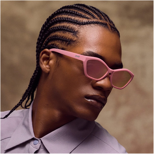 GOODR Unisex Bubblegum Socialite Pink Sunglasses (G00845-DCG-01)