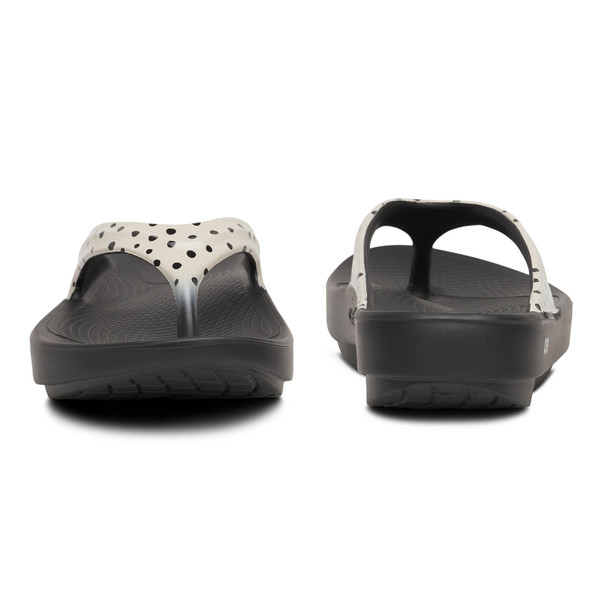 OOFOS Women's OOlala Limited Thong Pebble Recovery Sandals