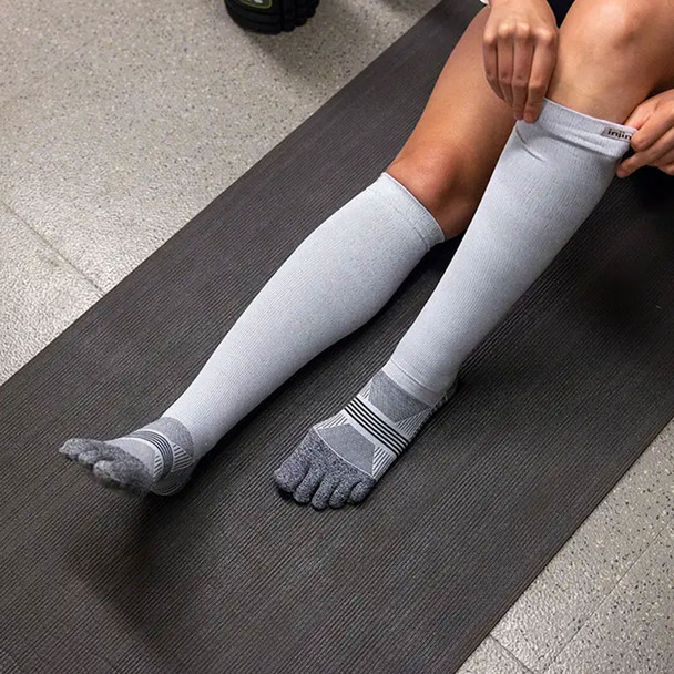 INJINJI Women's Compression Over the Calf Gray Running Socks