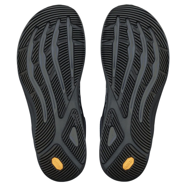 Black/Black/Castlerock