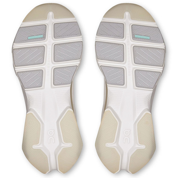 ON FOOTWEAR Women's Cloudpulse 2 White/White Training Shoes