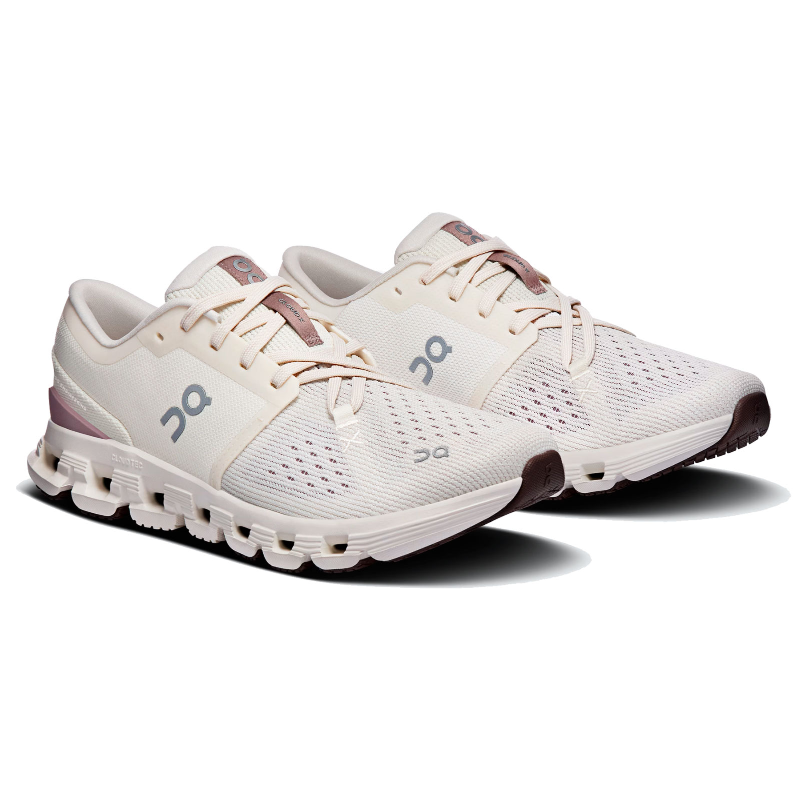 on Cloud X 4 レディース 22.5センチ　アイボリー ON FOOTWEAR Womens Cloud X 4 Ivory/Heron Shoe - Free Shipping