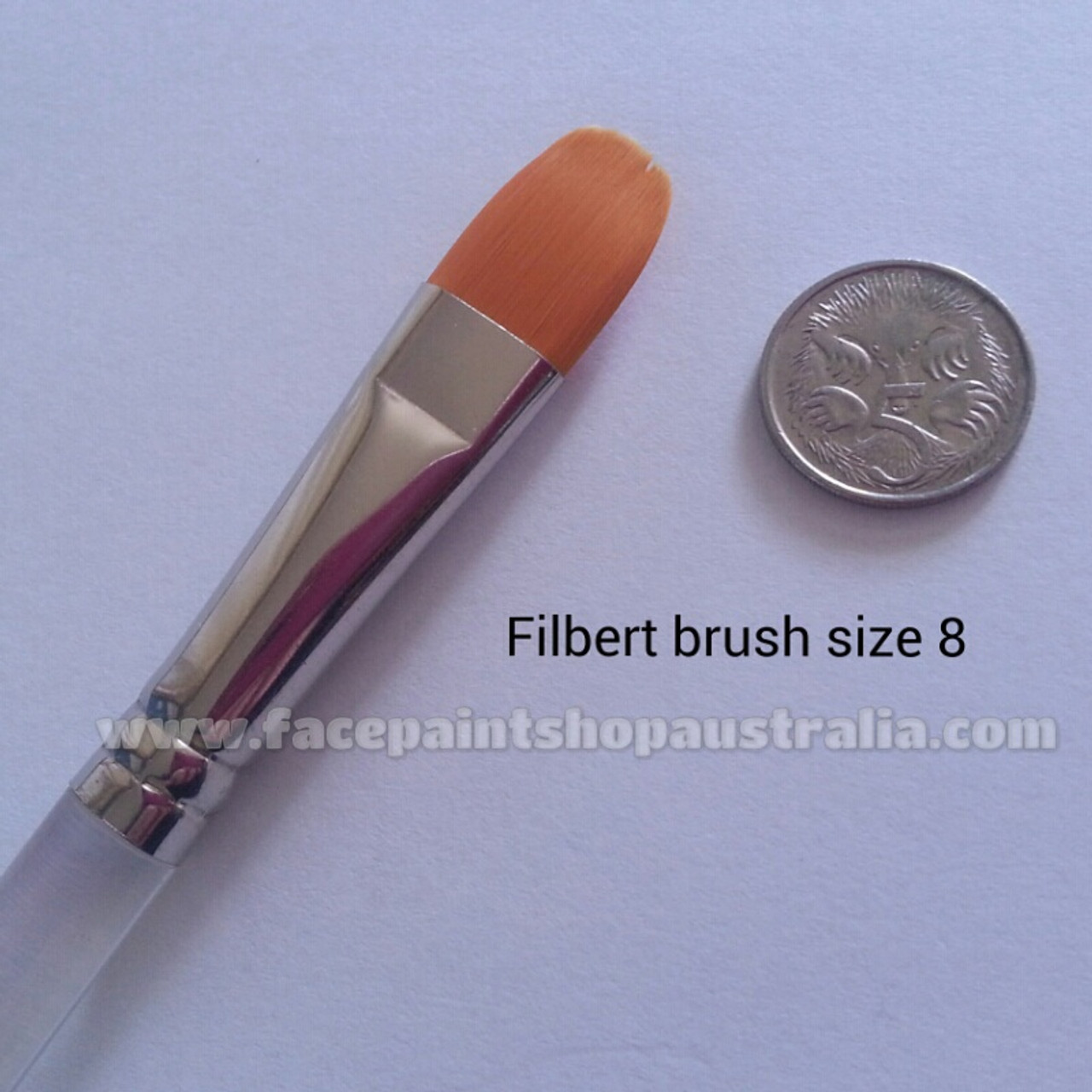 Flat brush, size 8