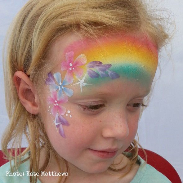 Nat's Fancy Faces Face Painting Sydney - Simple and fast eye design using  Leannes neon nirvana split cake, Bella Luna flowers and fern from my gold  range by Fusion. #fusionfacepaints #leannesrainbow #natsgoldedition #