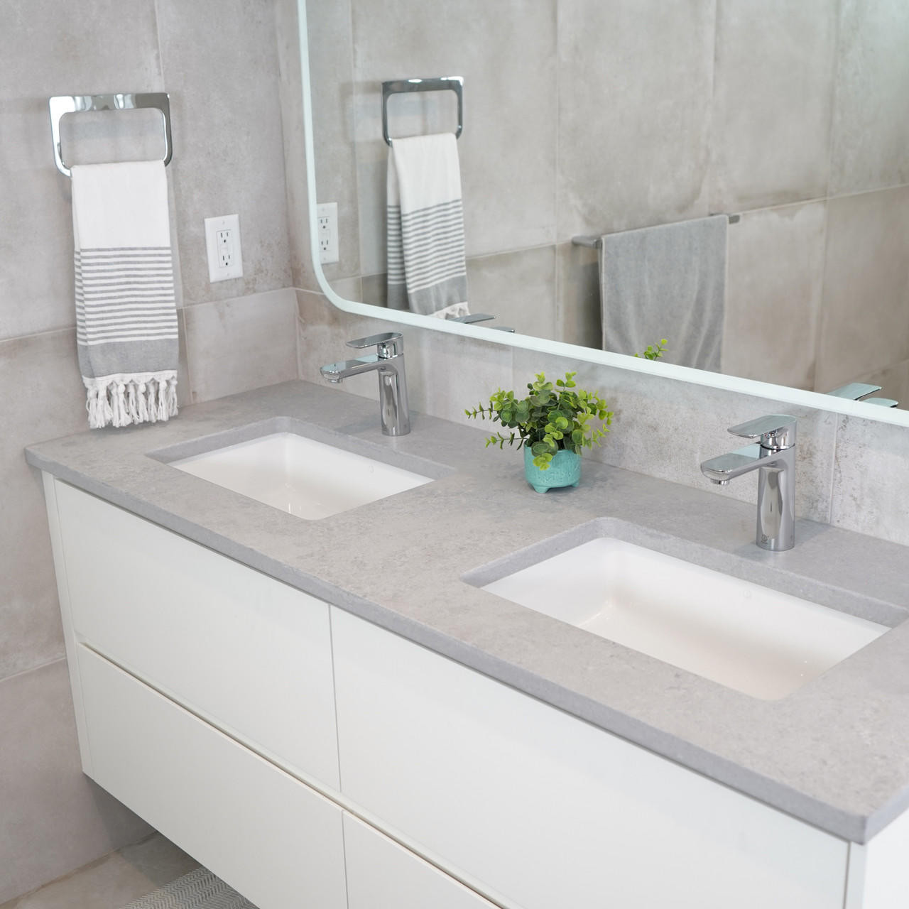 JULIA - Chrome Bathroom Sink Faucet | PEARL Canada
