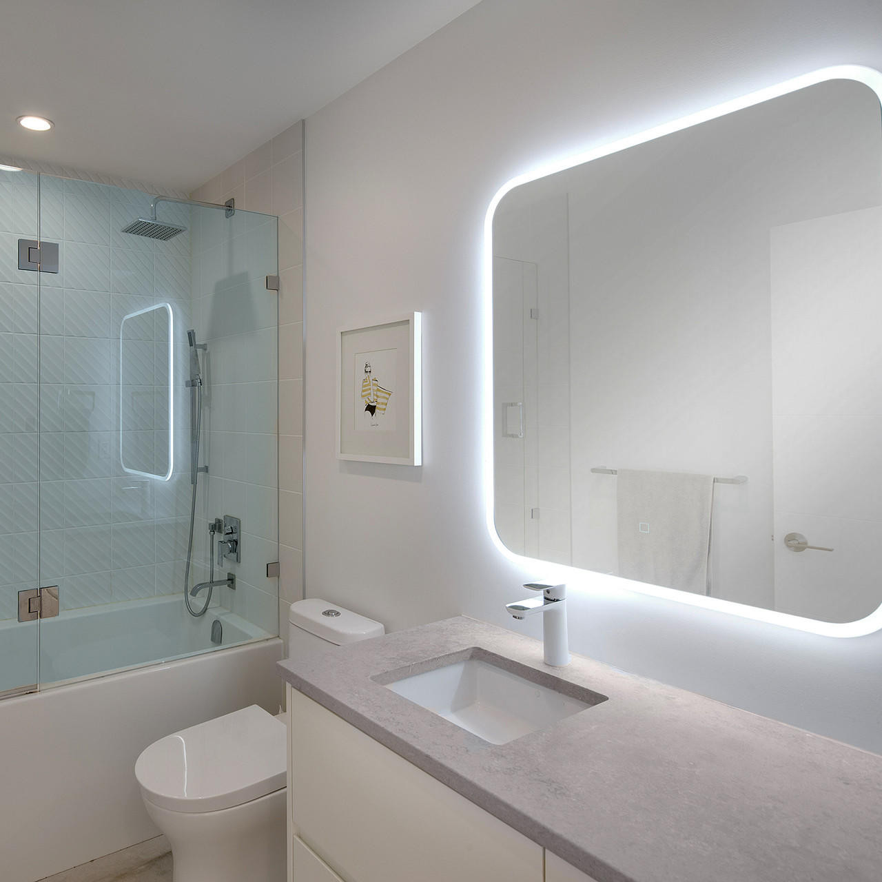 RACHAEL - Two Tone Bathroom Sink Faucet | PEARL Canada