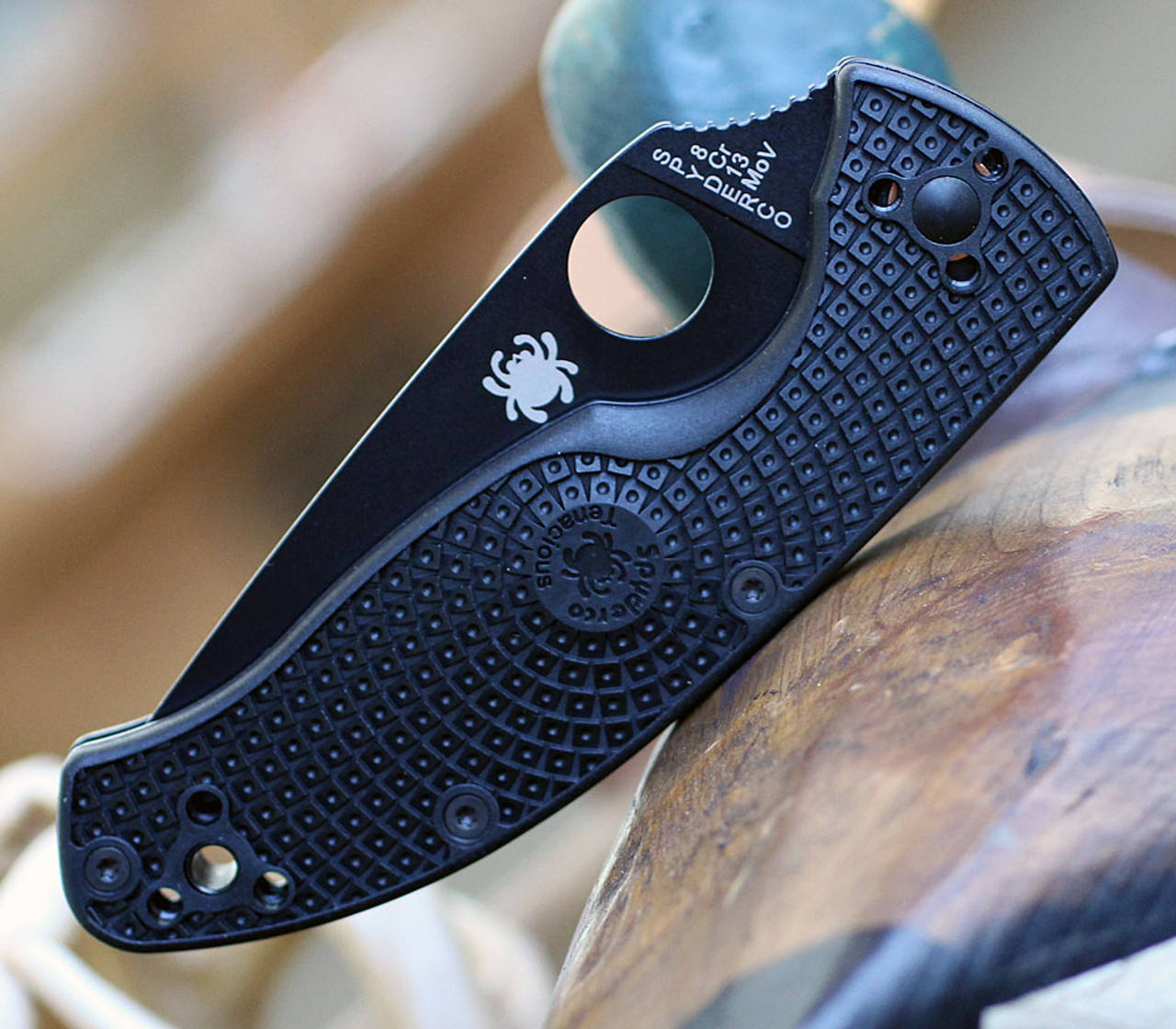 Spyderco TENACIOUS LWT Black Bld OD C122PODBK con acero 8CR13MOV