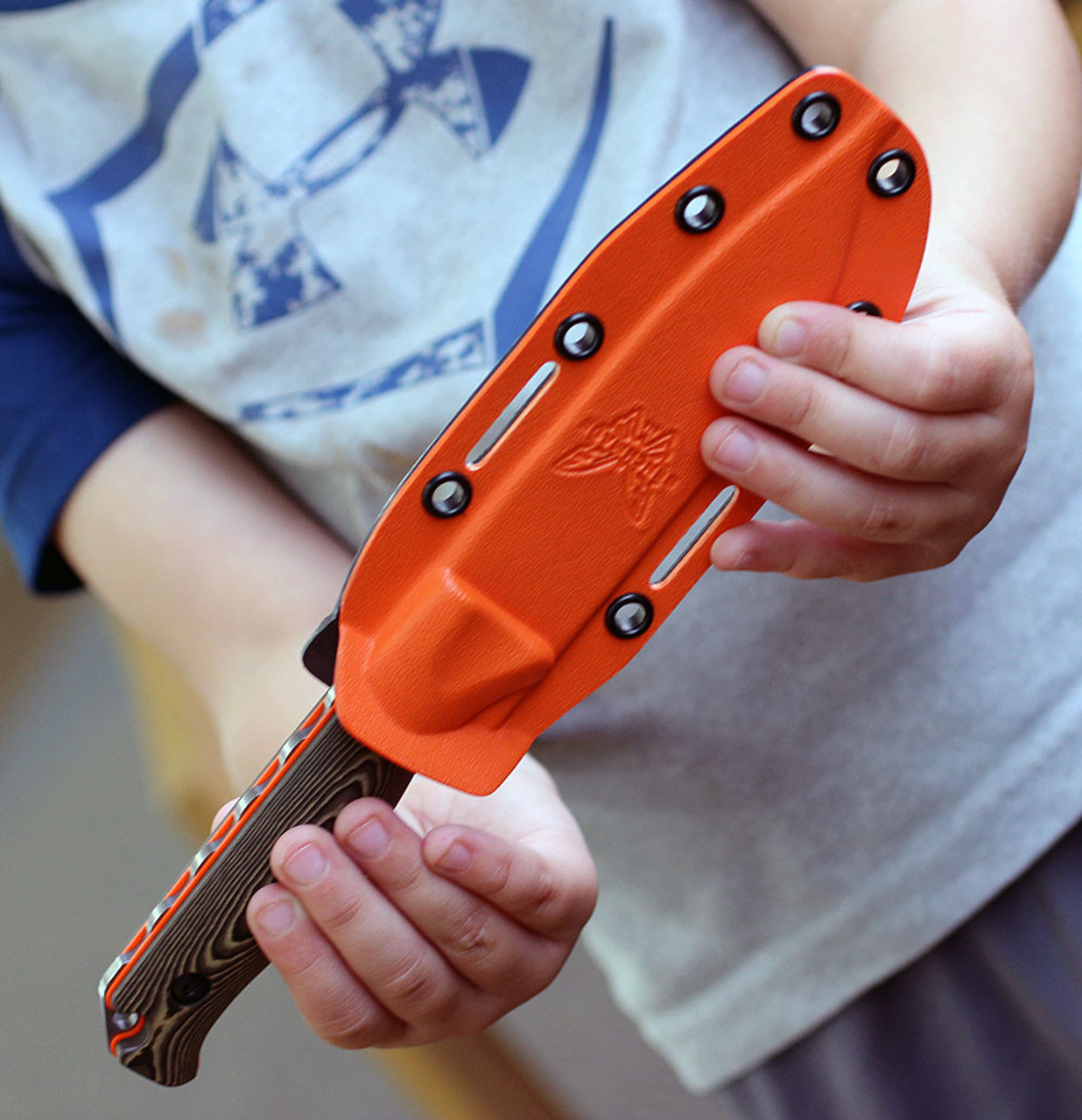 Benchmade 15002-1 Saddle Mountain Skinner, 4.20" CPM-S90V Satin Drop Point Blade, Richlite/Orange G10 Handle