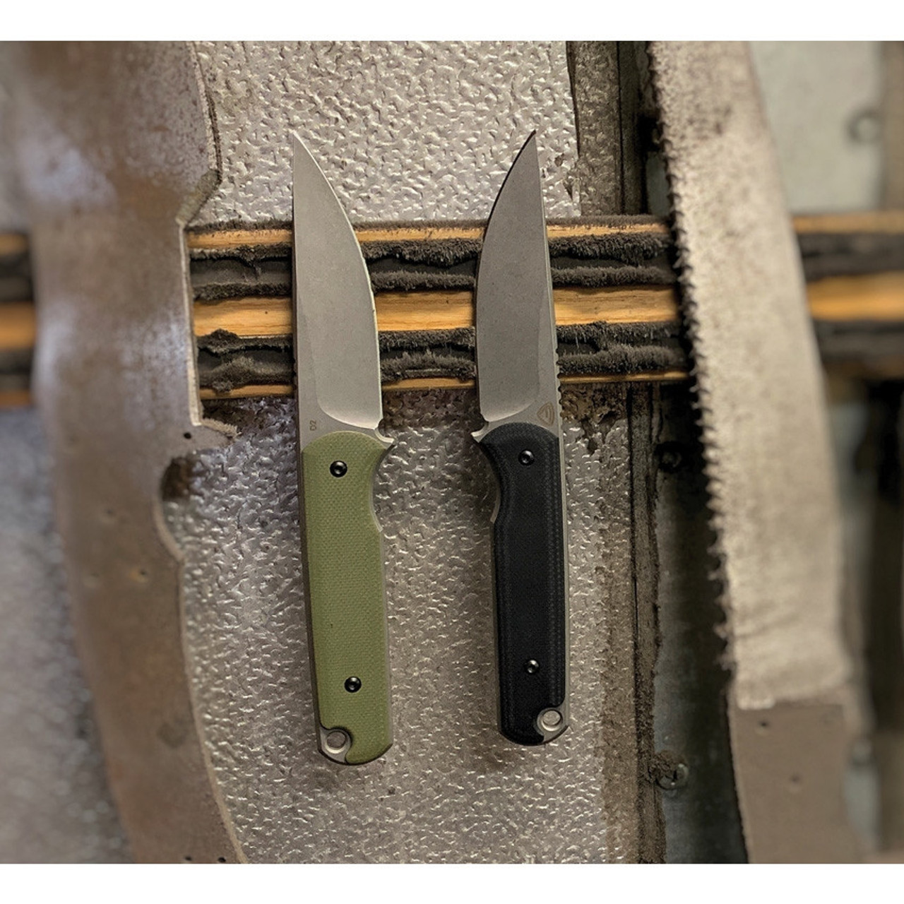 Ferrum Forge Knife Works The Lackey Fixed Blade , 2.88" D2 Stonewashed Plain Blade, Black G10 Handle