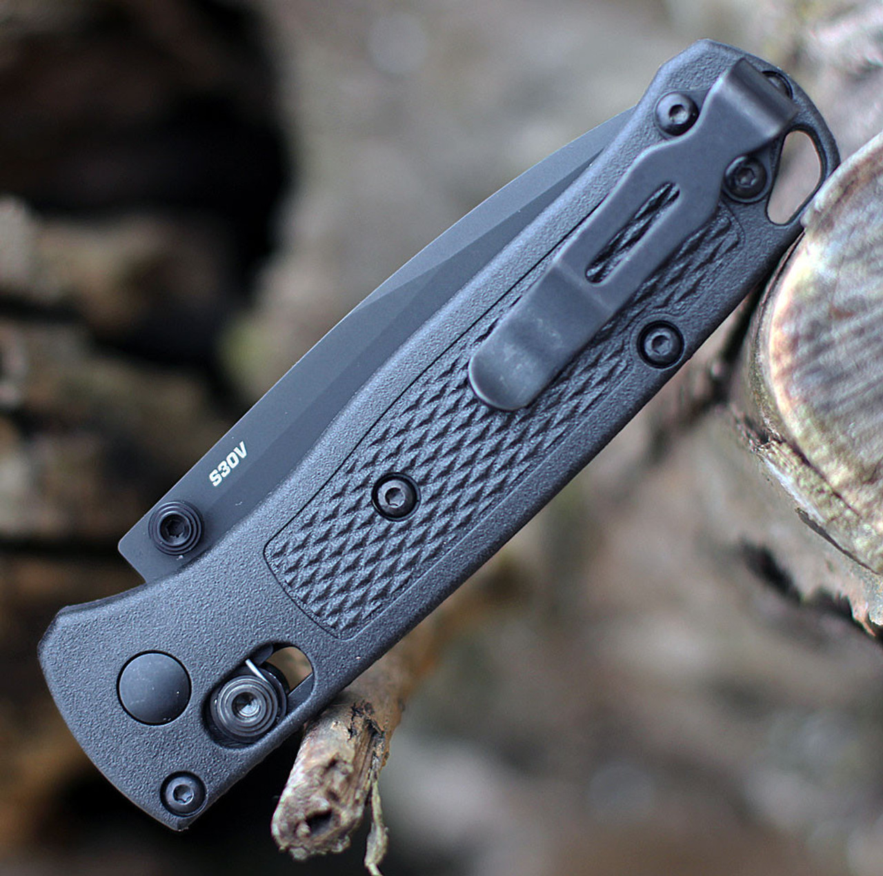 Benchmade 533BK-2 Mini Bugout, 2.82" CPM-S30V Black Cerakote Blade, Graphite Black CF-Elite Handle