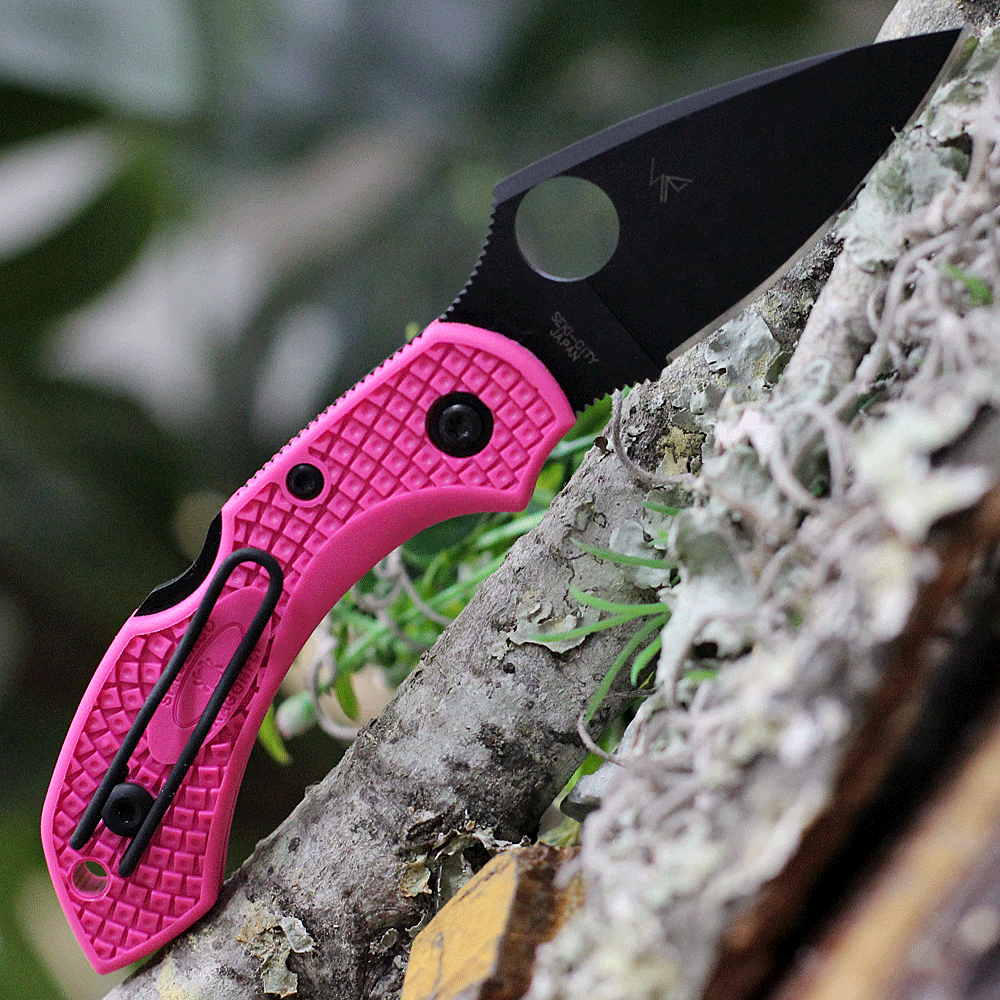 2.28 inch CPM S30V black coated blade on a Pink Spyderco Dragonfly 2.