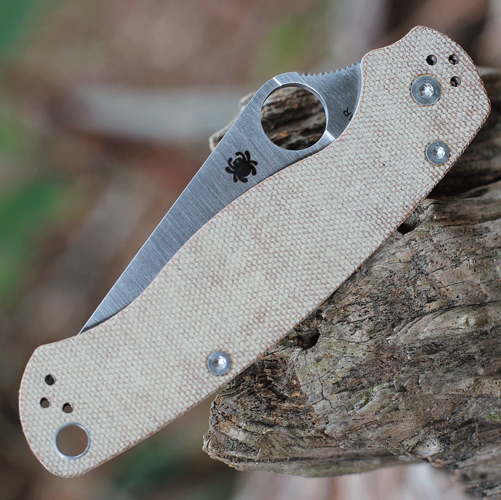Spyderco Para Military 2 CruCarta C81MPCW2 with CPM CRU-WEAR plain edge blade and brown canvas Micarta handle, open view