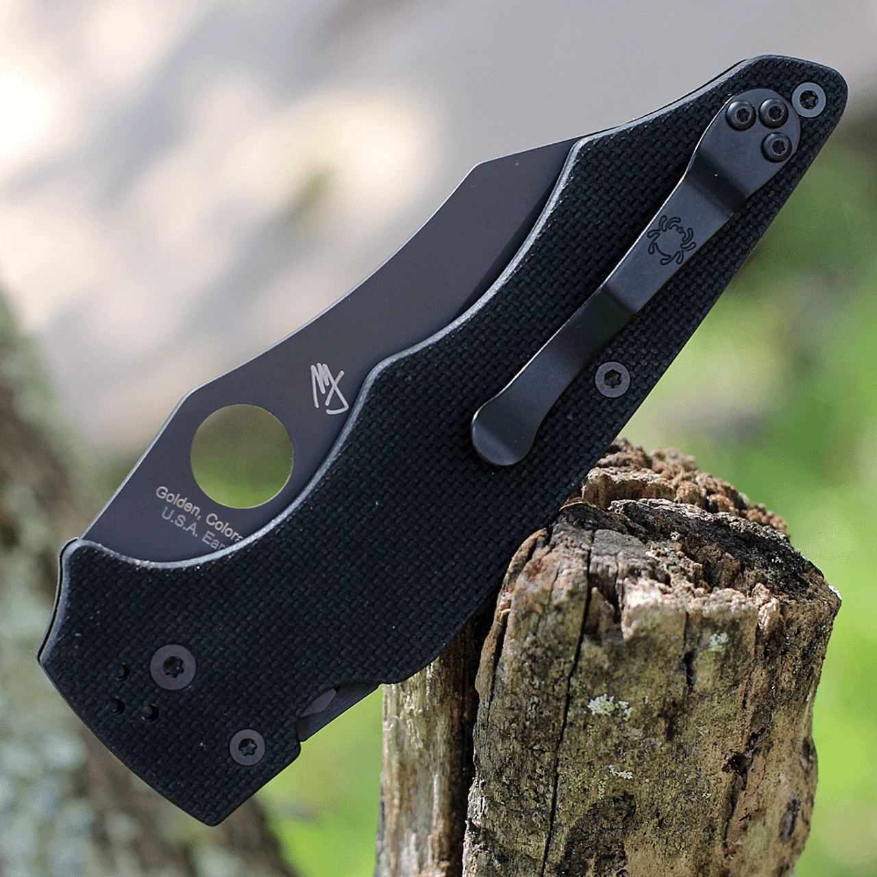 Spyderco Yojumbo C253GPBBK, 3.98" CPM S30V Black Plain Blade, Black G-10 Handle