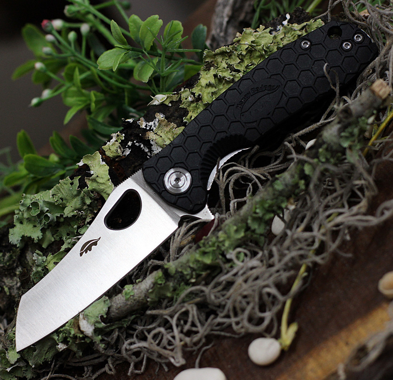 Honey Badger Knives Small D2 Wharncleaver Flipper HB1167, 2.75" D2  Wharncleaver Blade, Black FRN Handle