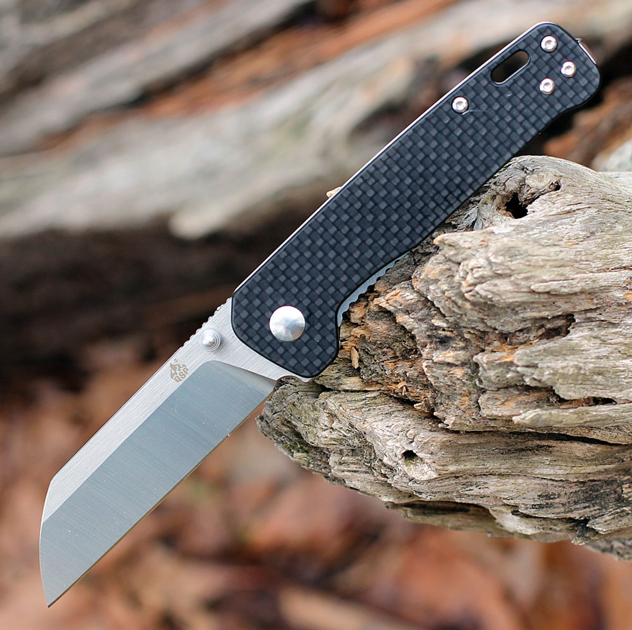 QSP Knife Penguin Folding Knife (QS130E) 3.06" D2 Two Tone Satin Sheepsfoot, Black G-10 Handle w/ Carbon Fiber Overlay