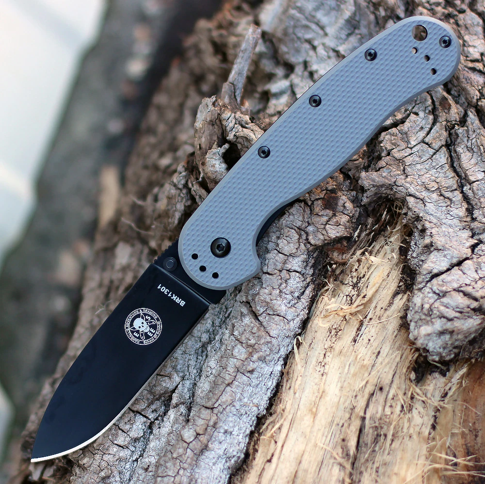 ESEE Avispa BRK1301FGB AUS-8 Black Drop Point Blade Open Detail View