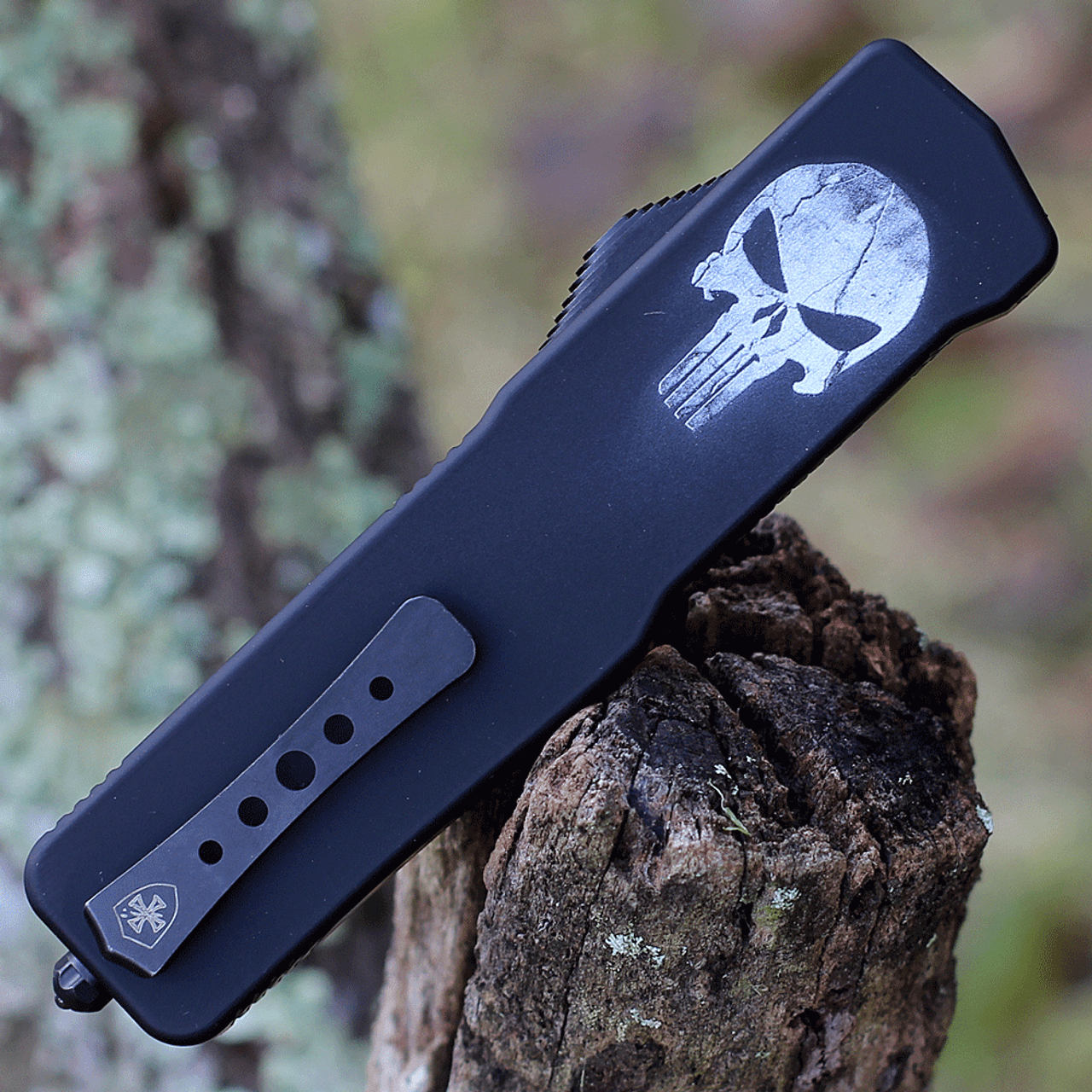 Templar Knife Premium Lightweight Series - Large OTF Automatic (LA-FL-32-1) - 3.55" Powder D2 Black SW Drop Point, Aluminum Fallen Skull Handle