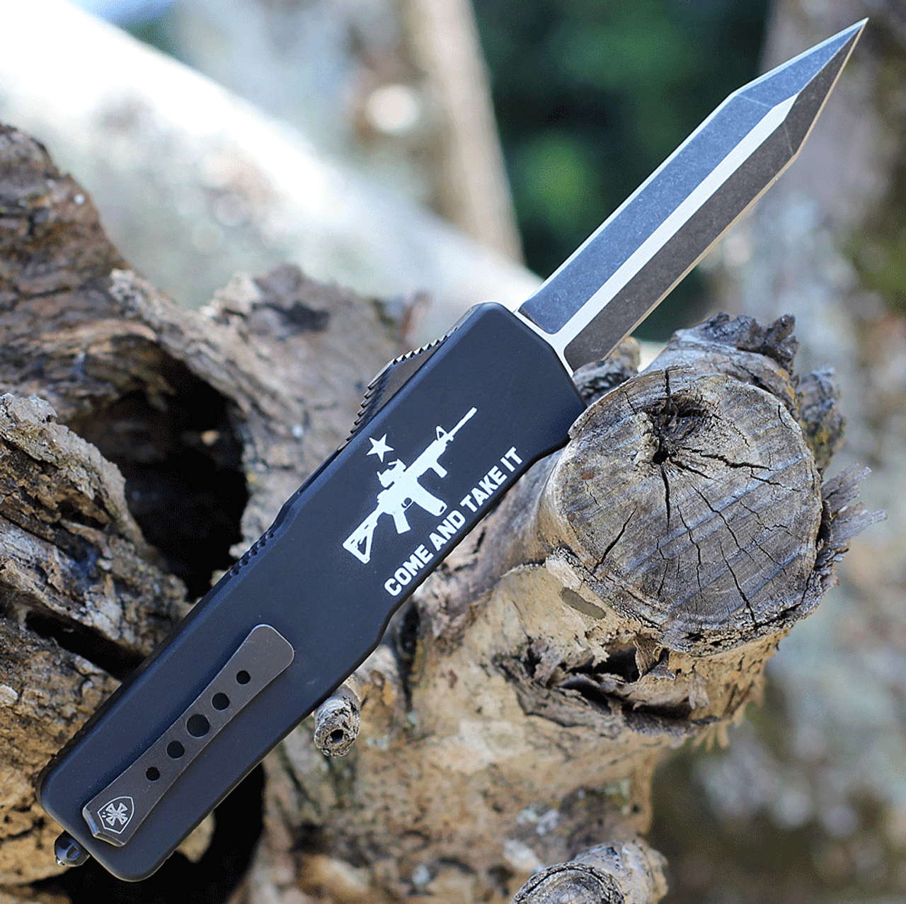 Templar Knife Premium Lightweight Series - Large OTF Automatic (LA-AR15-12-1) - 3.55" Powder D2 Black SW Dagger, Aluminum Black "Come And Take It" W/ AR15 Handle