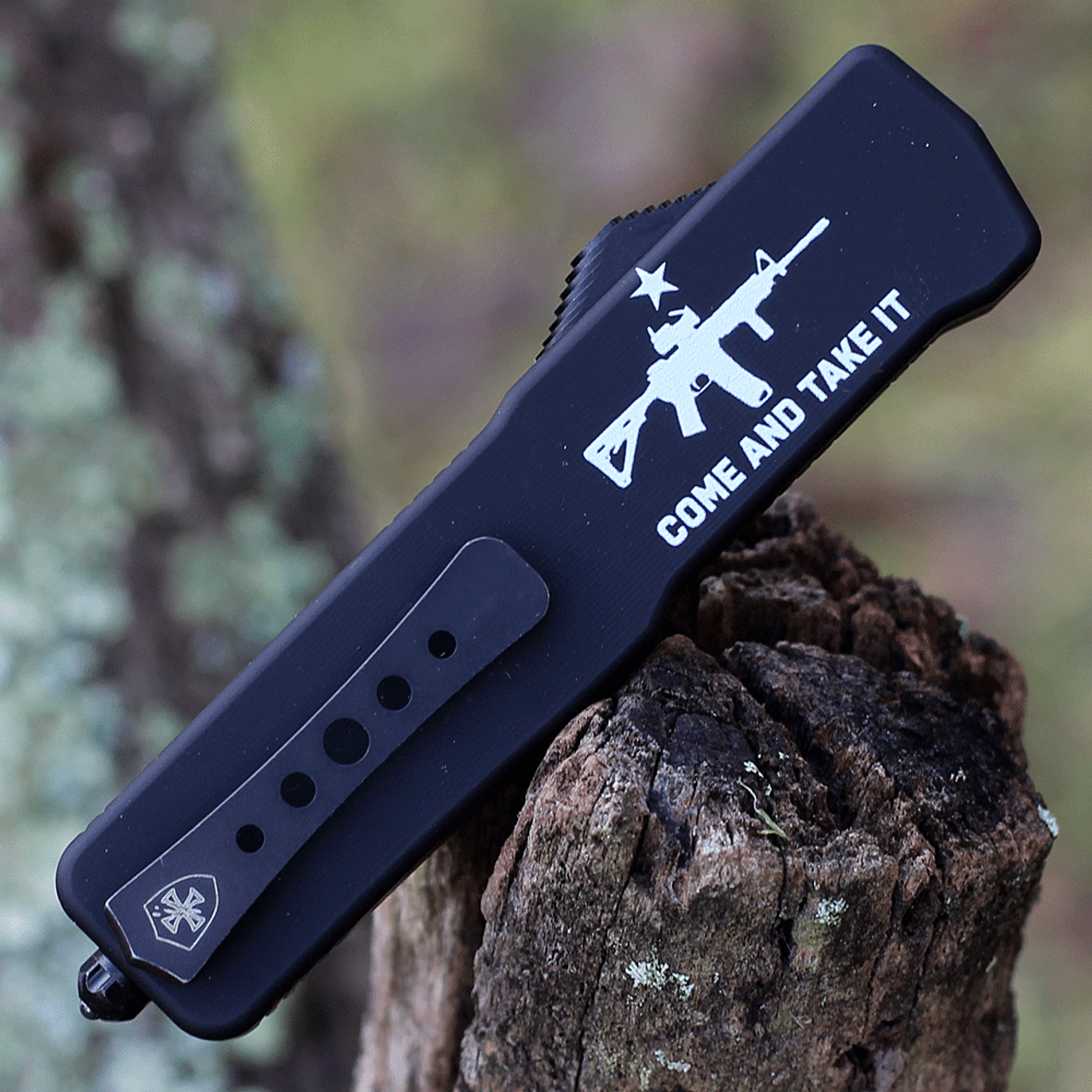 Templar Premium Lightweight Series - Small OTF Automatic (SA-AR15-12-1) - 3.00" Powder D2 Black Stonewashed Dagger, Black Aluminum "Come And Take It" W/ AR15 Handle