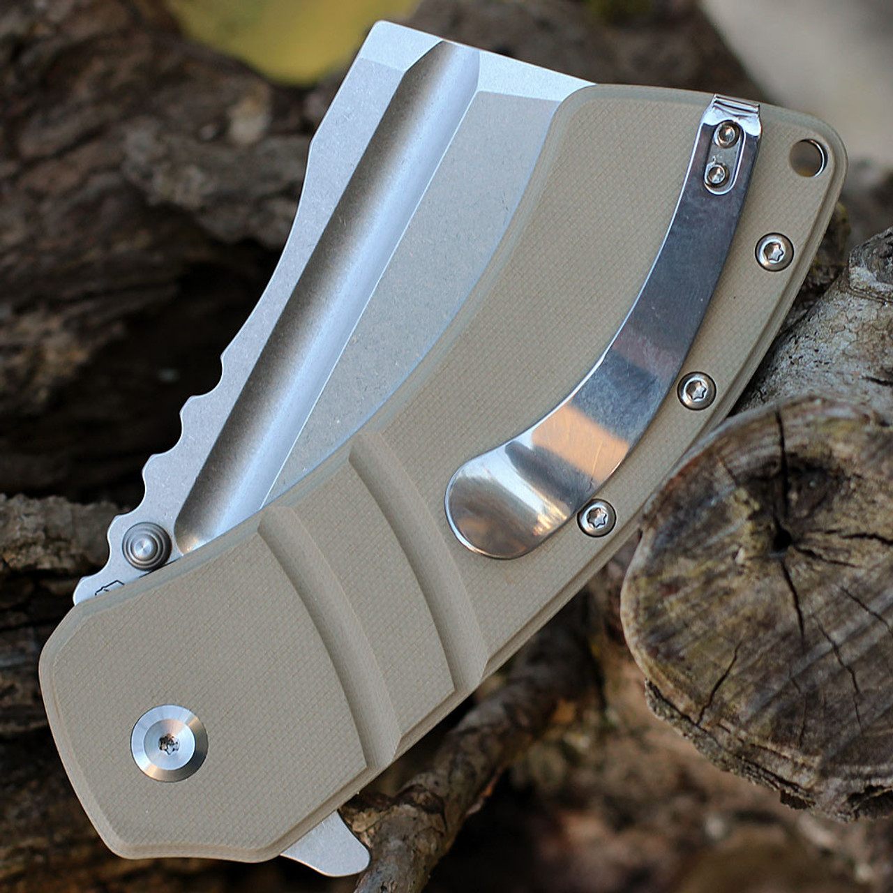 Kansept XL Korvid (KT1030A5) 3.55" 154CM Satin Cleaver Plain Blade, Light Sand G-10 Handle