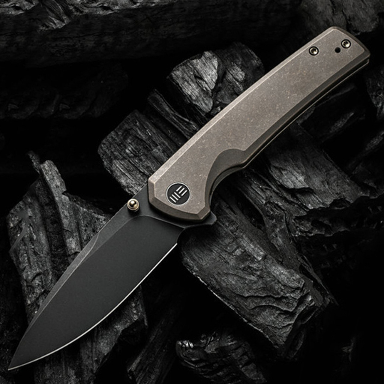 WE Knife High-Fin, WE22005-2, Bronze Titanium, Black CPM-20CV pocket knife